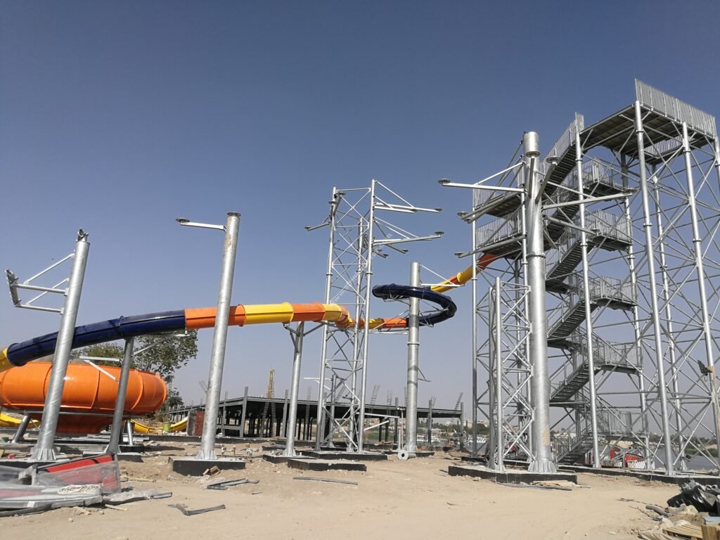 Havuz kaydırakları